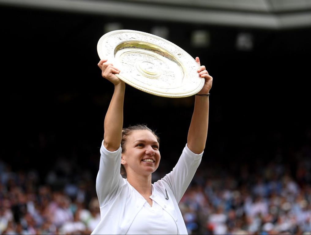 Wimbledon: Simona Halep Defeats Serena Williams